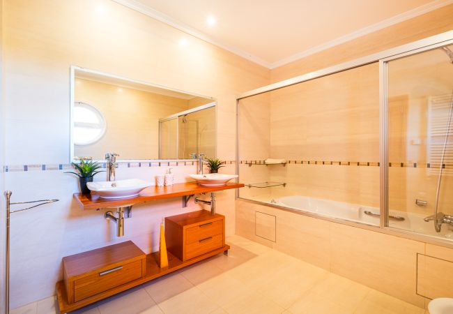 Villa in Quarteira - Vilamoura Golf Village Villa in Quarteira - Vilamoura Golf Village