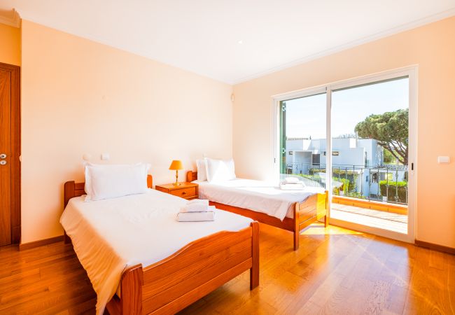 Villa in Quarteira - Vilamoura Golf Village Villa in Quarteira - Vilamoura Golf Village