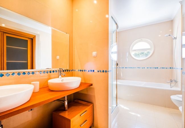 Villa in Quarteira - Vilamoura Golf Village Villa in Quarteira - Vilamoura Golf Village