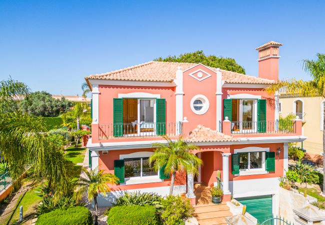 Villa in Quarteira - Vilamoura Golf Village Villa in Quarteira - Vilamoura Golf Village
