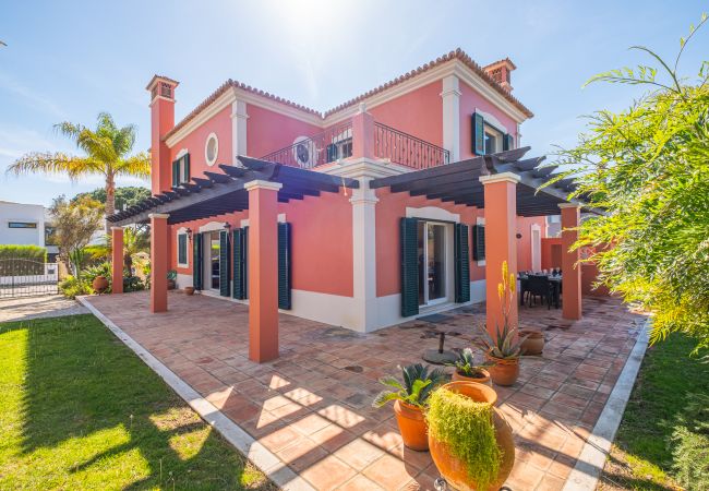 Villa in Quarteira - Vilamoura Golf Village Villa in Quarteira - Vilamoura Golf Village