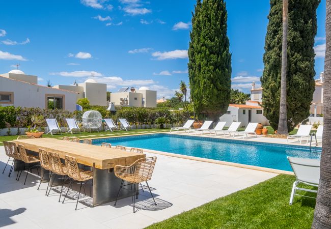 Villa in Galé - Valbom Luxury Village Villa in Galé - Valbom Luxury Village