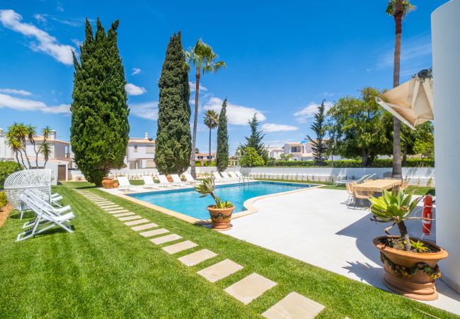 Villa in Galé - Valbom Luxury Village Villa in Galé - Valbom Luxury Village