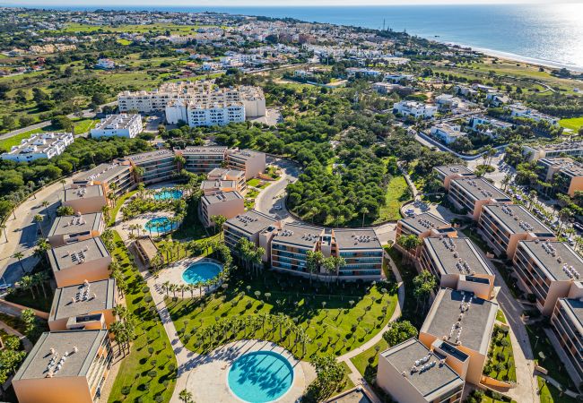 Apartment in Albufeira - Salgados Beach - 2 Bedroom Apartm by dreamplacesen Apartment in Albufeira - Salgados Beach - 2 Bedroom Apartm by dreamplacesen