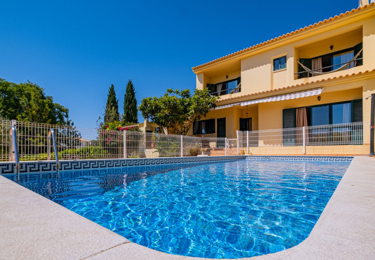 Villa in Albufeira - Retiro Dos Caliços