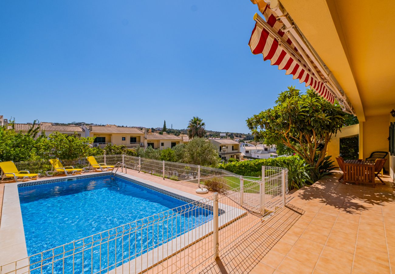 Villa in Albufeira - Retiro Dos Caliços