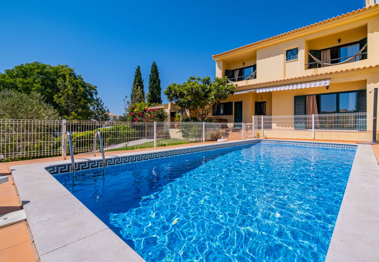 Villa in Albufeira - Retiro Dos Caliços