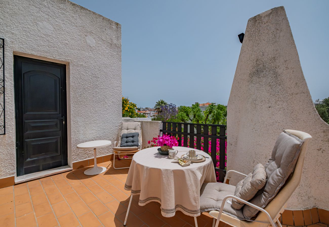 Apartment in Quarteira - Mika Beach Apartment by Dreamplaces