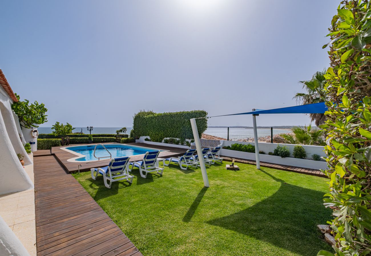 Villa in Portimão - Villa Três Irmãos Beach by Dreamplaces