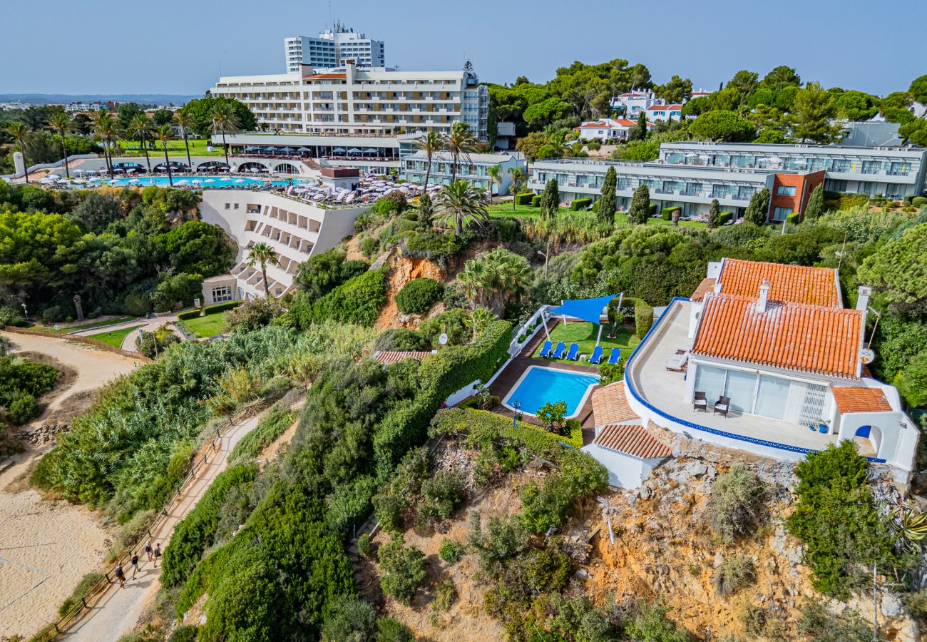 Villa in Portimão - Villa Três Irmãos Beach by Dreamplaces