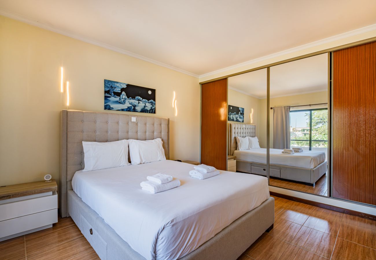 Villa in Albufeira - Paraíso dos Caliços by Dreamplaces